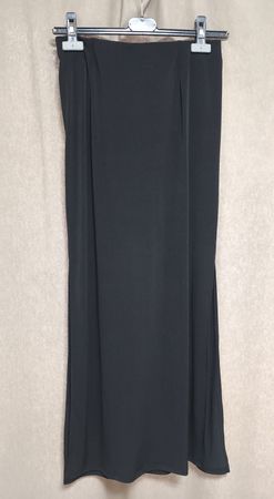 Jupe noire élégante fendue, taille L
