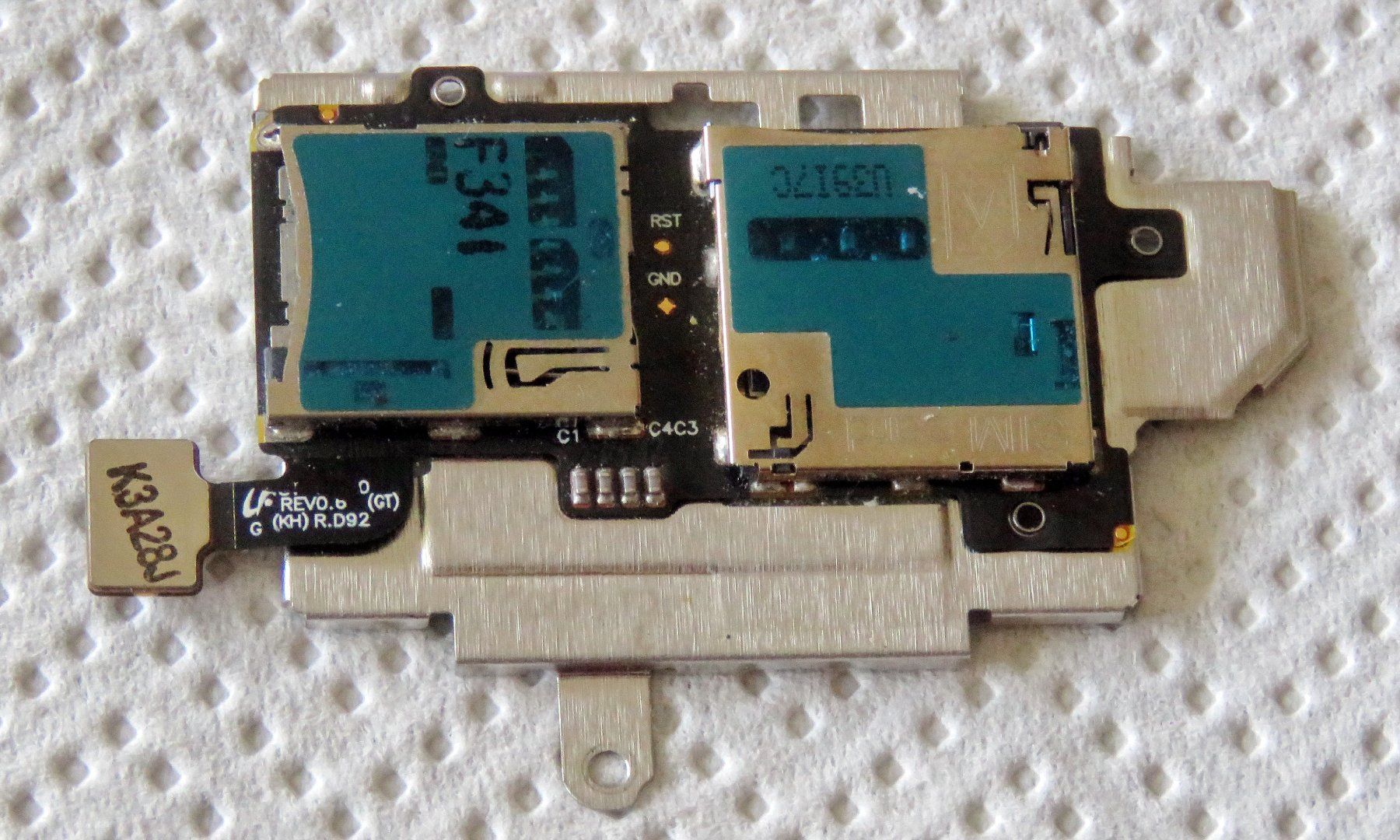 Samsung Telefoni cellulari / Smartphones: Samsung Galaxy S3: Subset mit dem SIM-Einschub – Usato da Untersiggenthal venduto da Zarkok