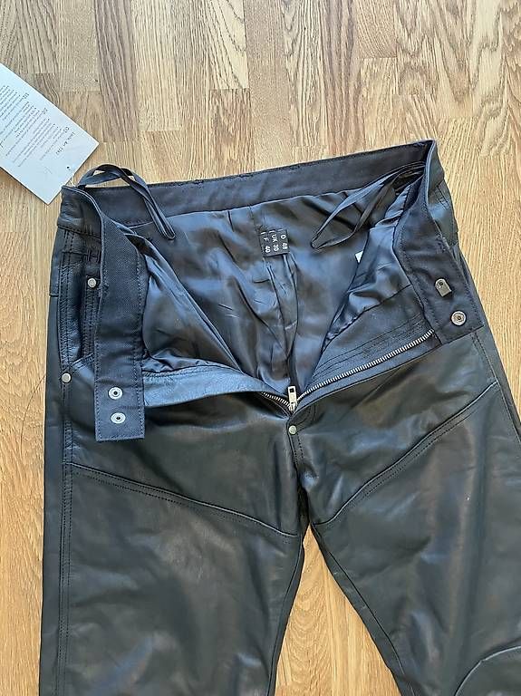 Held Pantaloni: HELD Leder-Motorradhose Gr. 48 - Neu – Nuovo e nell'imballaggio originale da Uerikon venduto da GP89 2