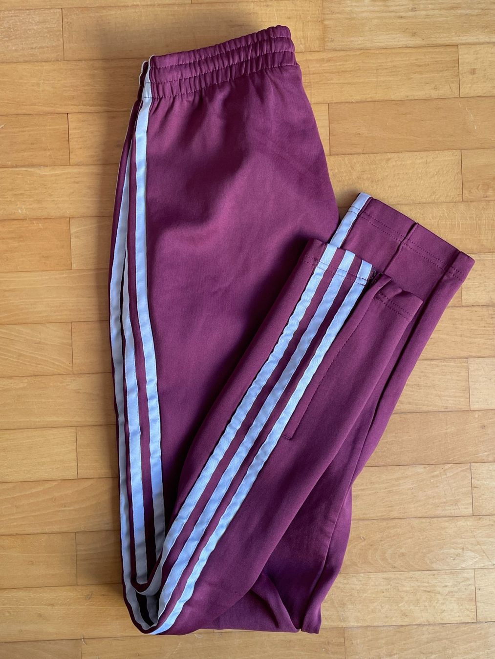 Adidas Pantaloni: Adidas Hose – Usato da Herrenschwanden venduto da ava_ni 3