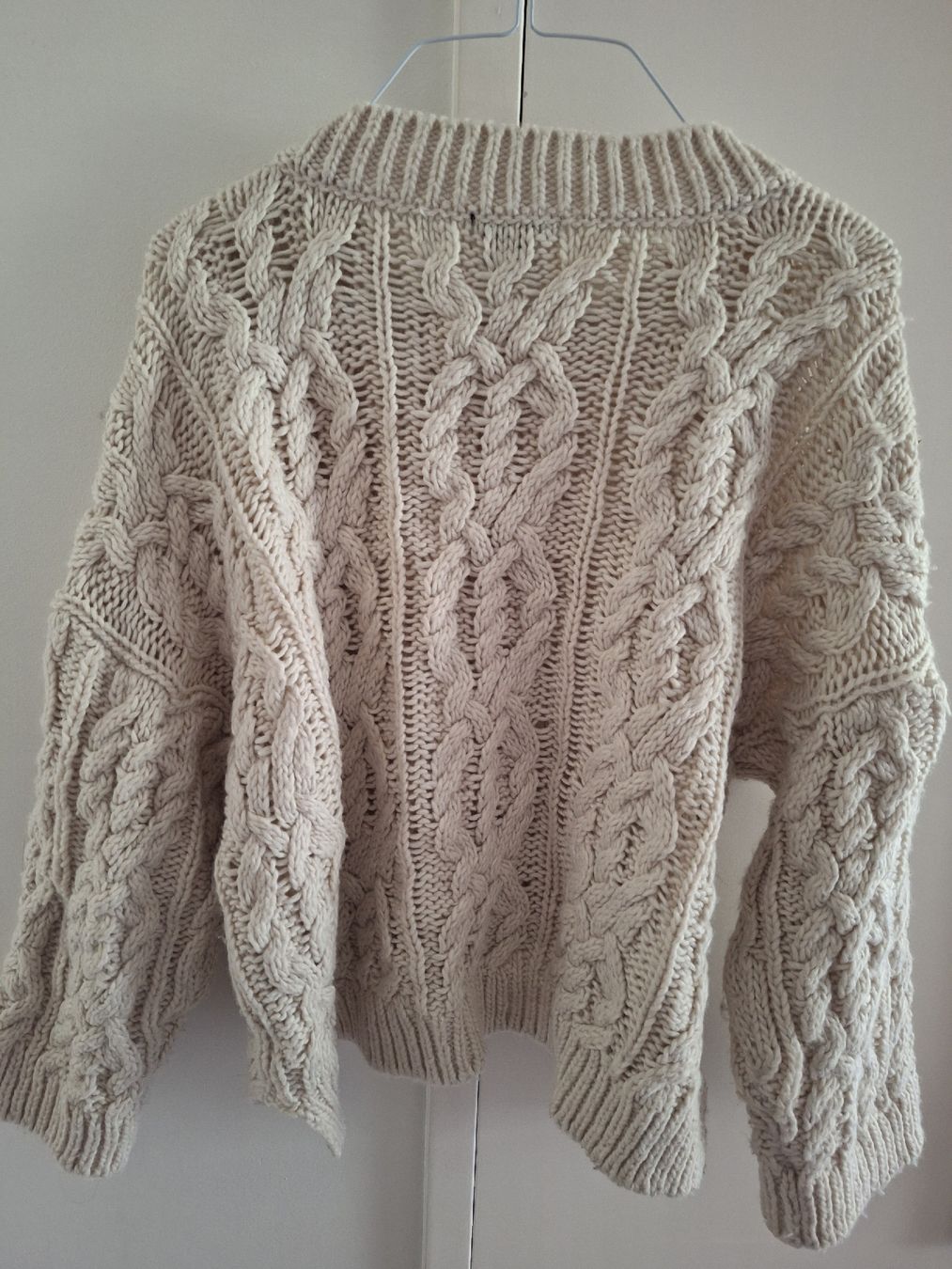 H&M Pulls & Sweat-shirts: STRICKPULLOVER -H&M – D'occasion à Steinhausen par togoraul123 1