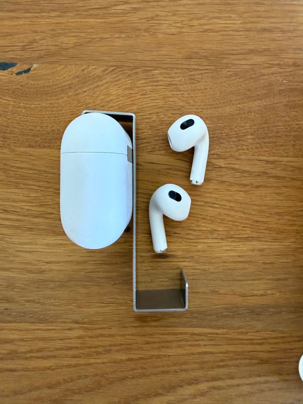 Apple Cuffie: APPLE AirPods 3 – Usato da Lausanne venduto da Nine1982 6