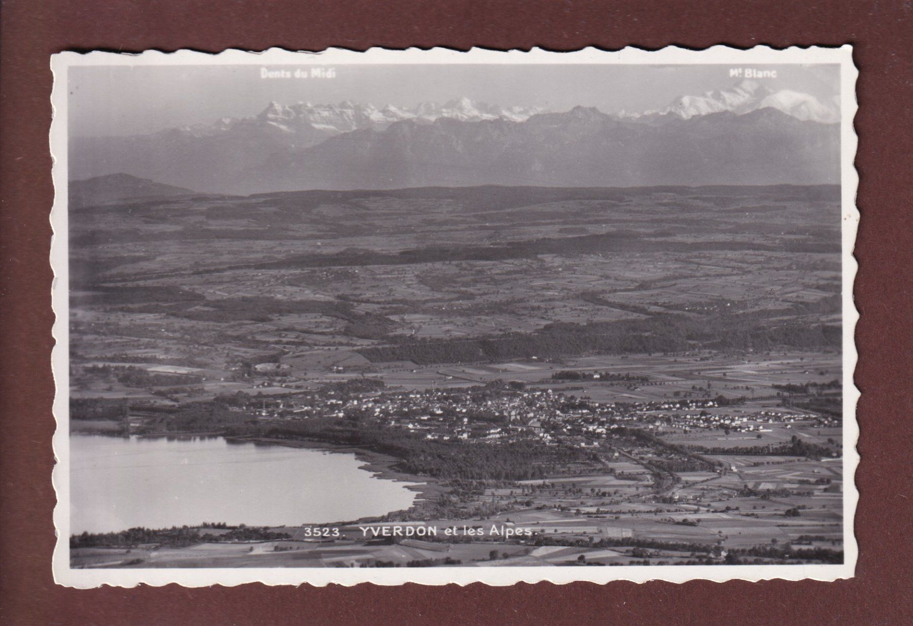 Cartoline postali: YVERDON - Vue totale – Usato da Pully venduto da nicecards
