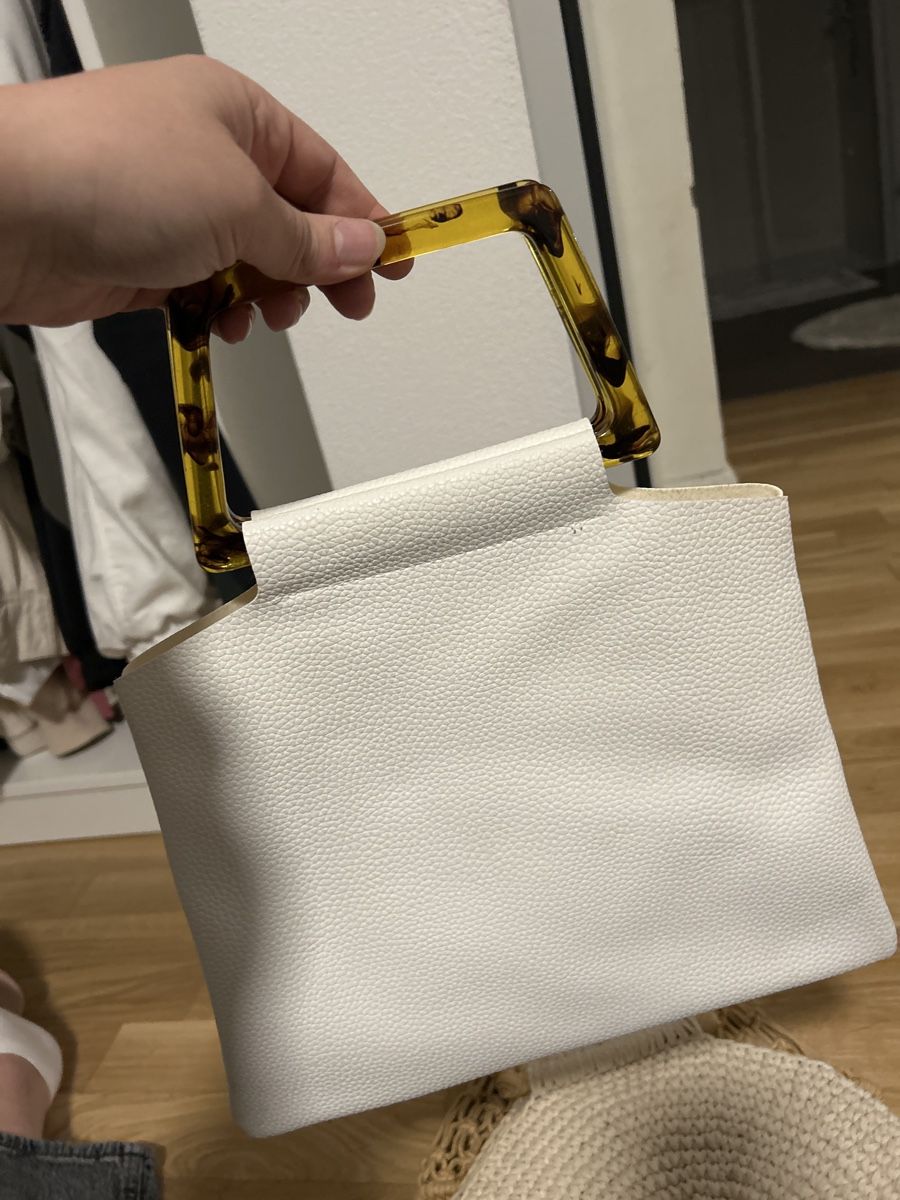Taschen für Damen: weisse tasche kunstleder – Gebraucht aus Winterthur von noe_55x7 1