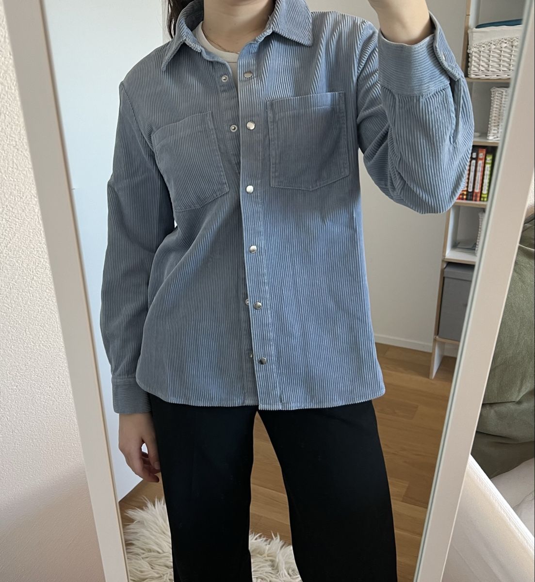 H&M Giacche: Blaue Jacke mit Knöpfen – Nuovo (secondo la descrizione) da Frauenfeld venduto da vik_d96k 1