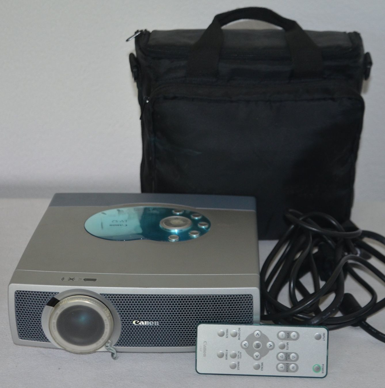 Home Cinema: Beamer Canon LV-S2 projecteur – Usato da Collonges venduto da arashee