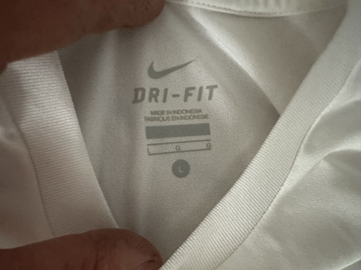 Nike T-shirt: Nike Dry-Fit-T-Shirt  – Usato da Quartino venduto da DiloUsato 2