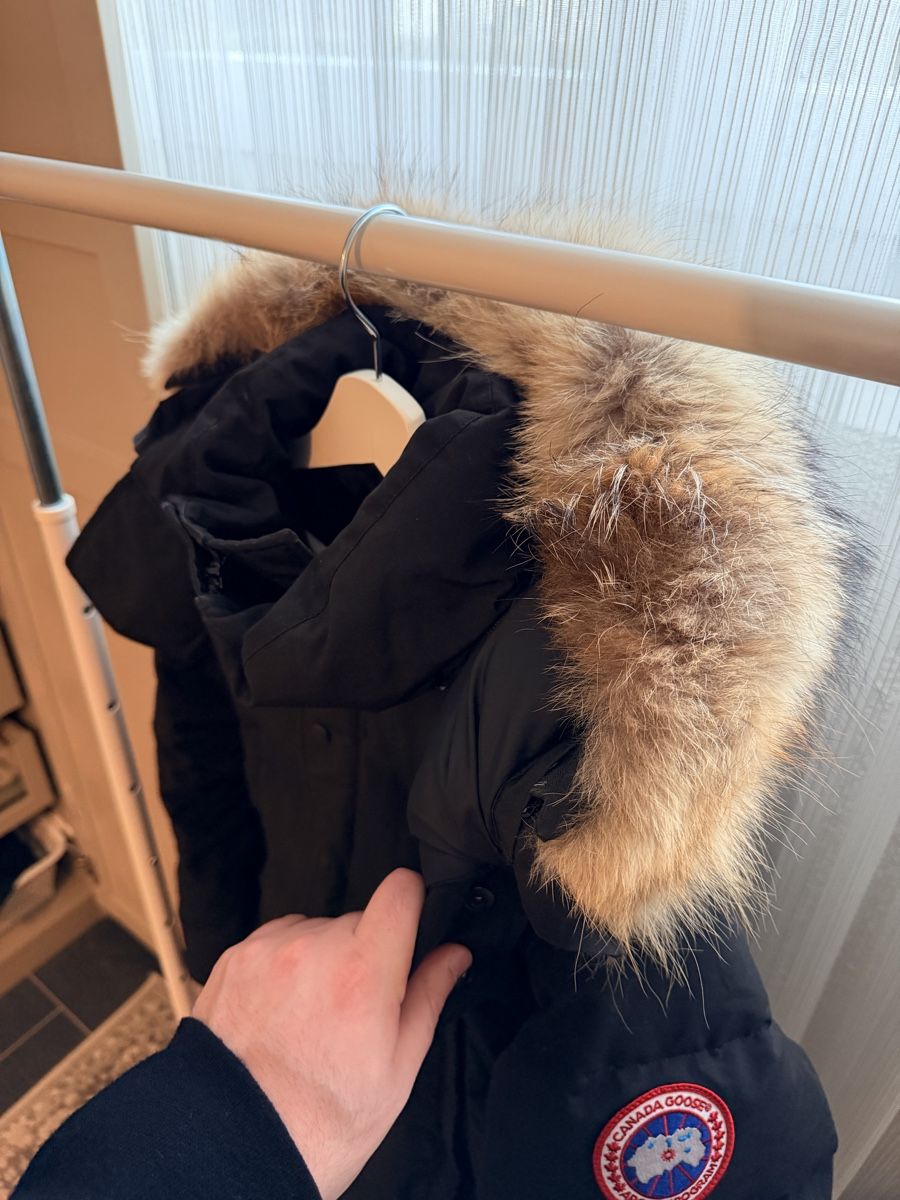 Canada Goose Giacche: Canada Goose Winterjacke Gr. M – Usato da Schönenwerd venduto da lck_l2cj 1