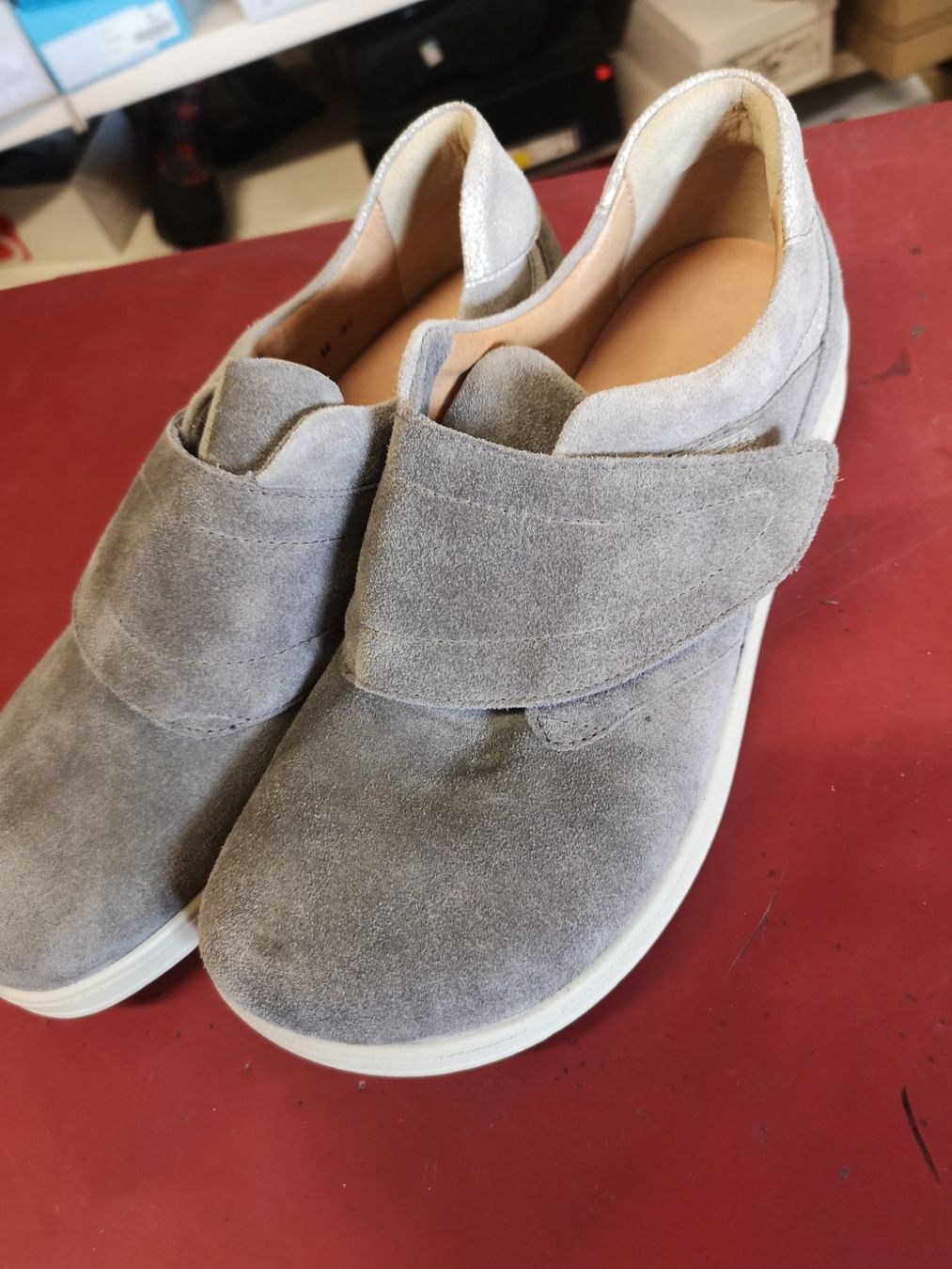 Helvesko Scarpe da donna: Helvesko – Nuovo e nell'imballaggio originale da Möhlin venduto da Highwaytom