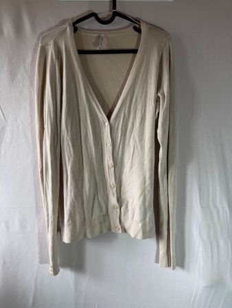 Schöne beige Strickjacke von Chicoree Gr. L