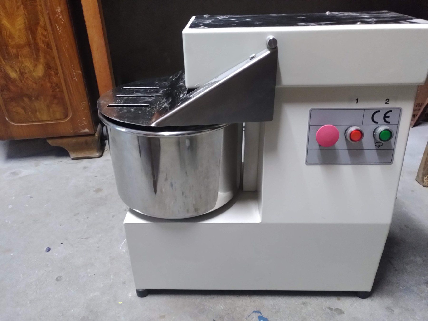 Elettrodomestici da cucina: Teigknetmaschine – Usato da Brig venduto da chregumax