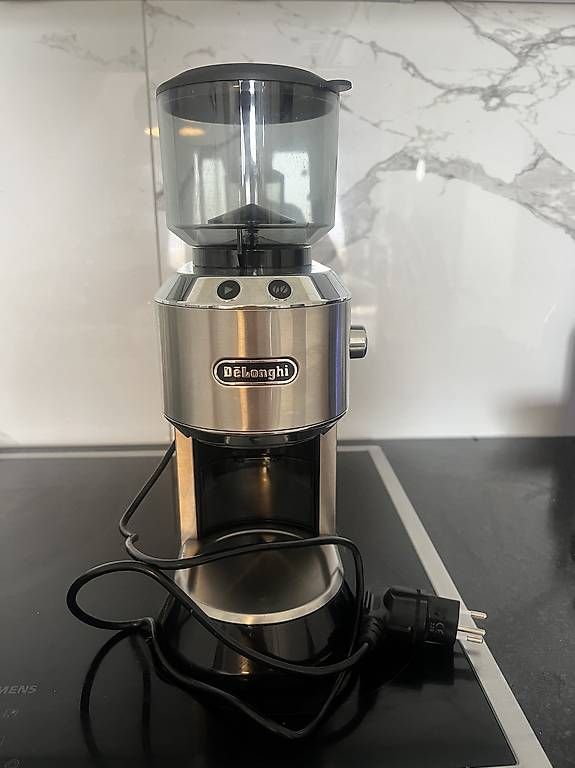 Machines à café & Machines à expresso: Moulin à café Délonghi – D'occasion à Morges par grettazena 1