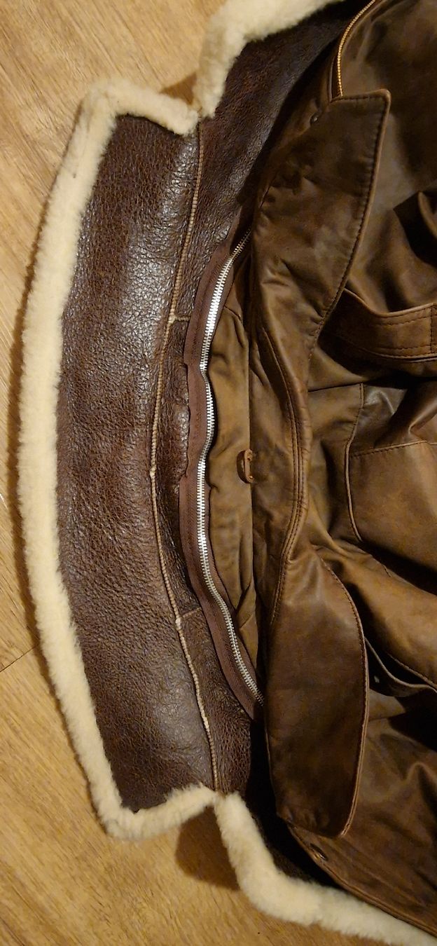 Jacken: Braune Vintage Lammfell Lederjacke, Gr. 44 – Gebraucht aus Andermatt von nin_ks9v 1