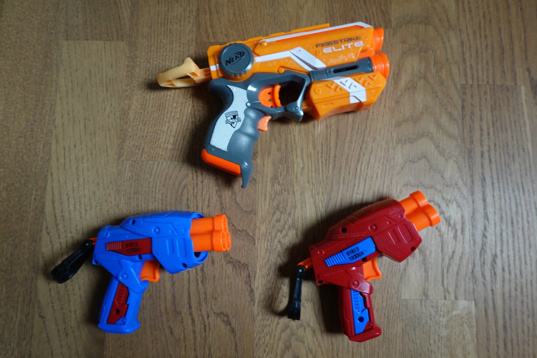 Nerf Jouets: 3 NERF guns Pistolen – D'occasion à Rombach par Avital
