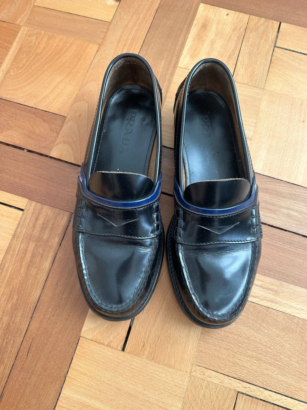 Prada Chaussures hommes: Prada Loafer – D'occasion à Zürich par Haafaadjdhssjsj