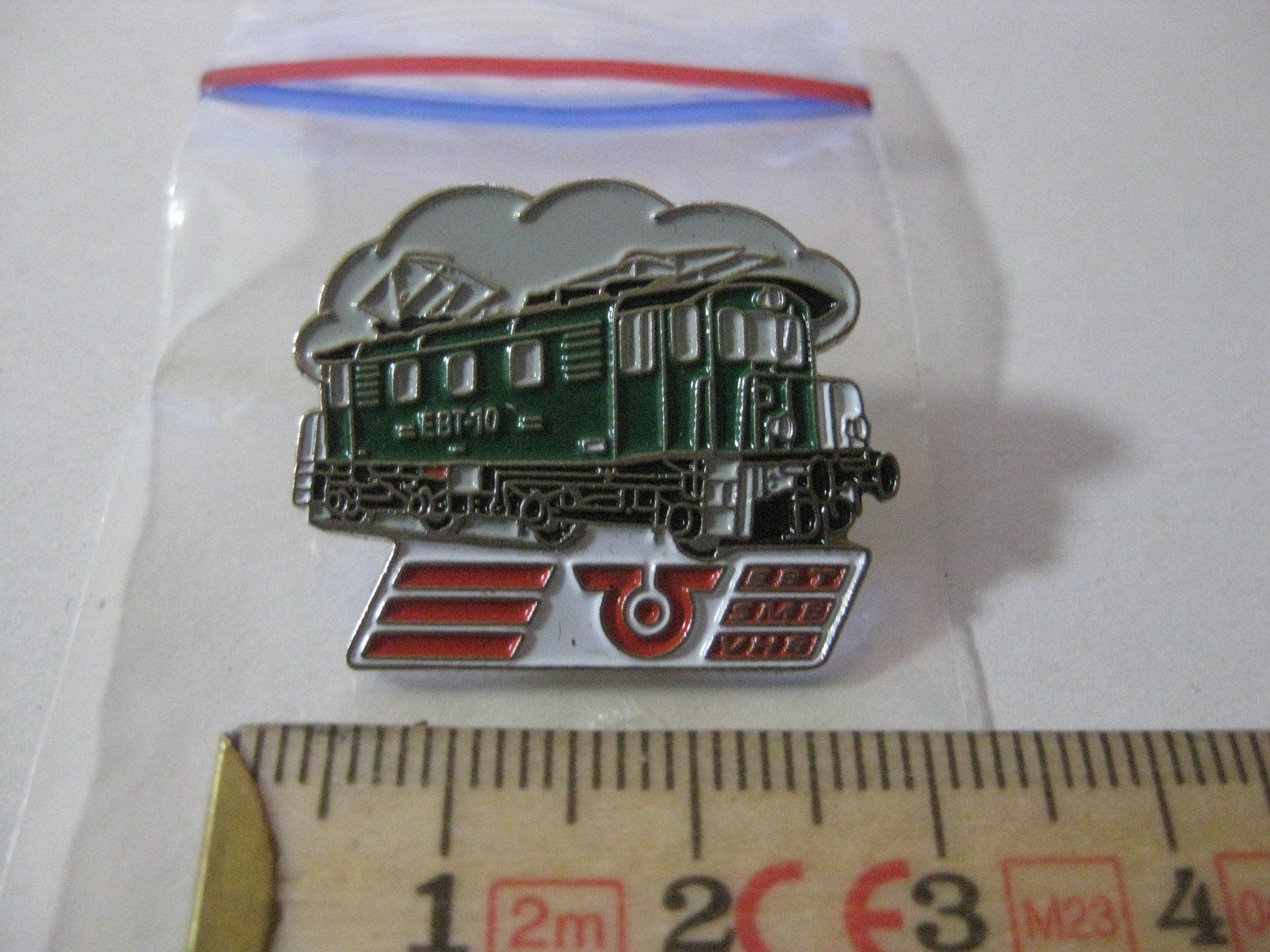SBB/CFF/FFS Placchette & Badge: Bahn EBT/SMB/VHB Lok – Usato da Münchenbuchsee venduto da neuwertig-gespart 1