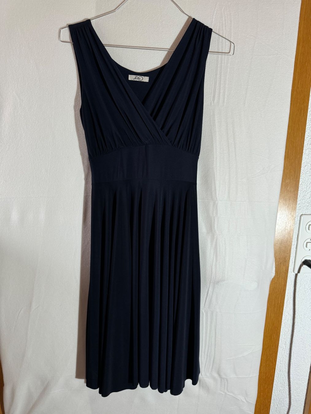 Kleider: schwarzes Kleid von Gwendy Paris Gr. S – Gebraucht aus Grosswangen von second_hand_dress