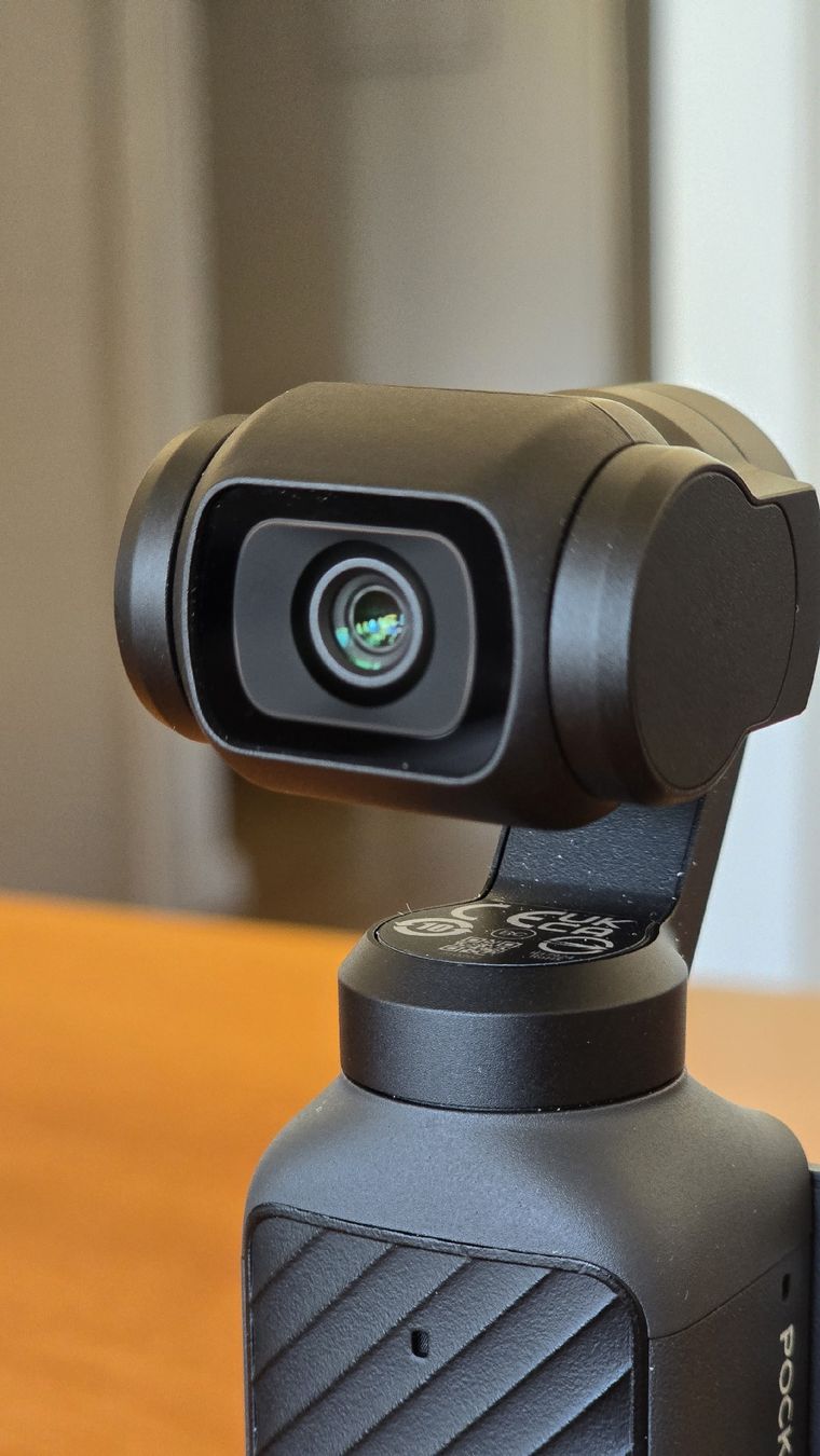 DJI Videocamere: DJI Osmo Pocket 4 Creator Combo – Nuovo (secondo la descrizione) da Olten venduto da xiol820 1