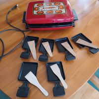 Racletteofen , Ofen  mit Pfännchen und Schaber