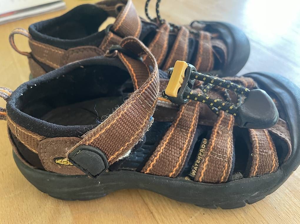 Scarpe per ragazzi: Keen Sandalen 29 – Usato da Jona venduto da tukan80 1