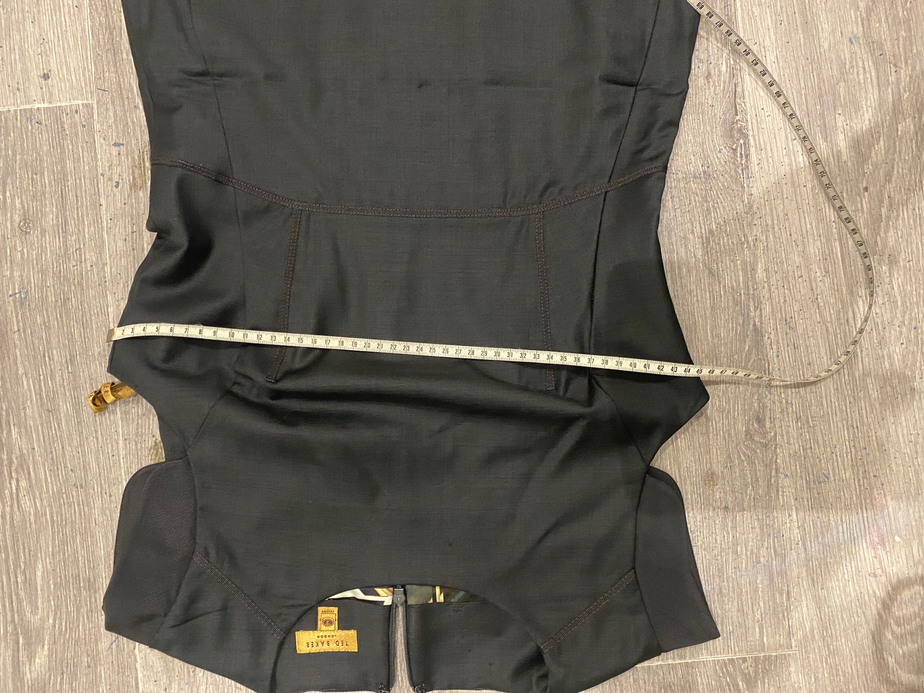 Ted Baker Vestiti: Ted Becker Kleid – Usato da Liestal venduto da Goldart 6