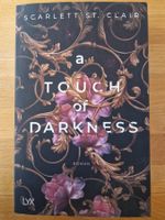 A Touch of Darkness - Scarlett St. Clair auf Deutsch