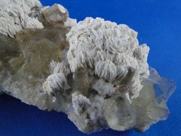 Minerali & Pietre curative: Baryt auf Fluorit-Matrix – Usato da Schinznach Bad venduto da Demerald 5