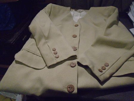 Jacke Grösse 42, beige