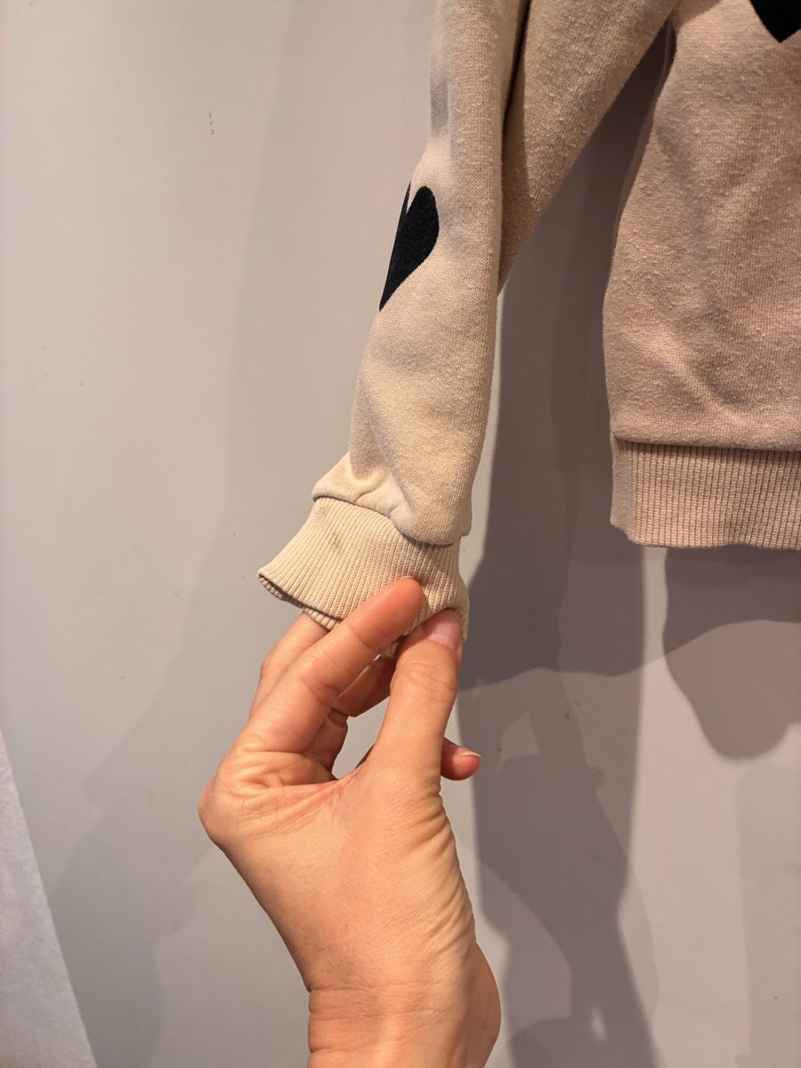 H&M Pulls et sweat-shirts: Schöner Pullover Gr. 122/128, H&M – D'occasion à richterswil par lunamarie001 2