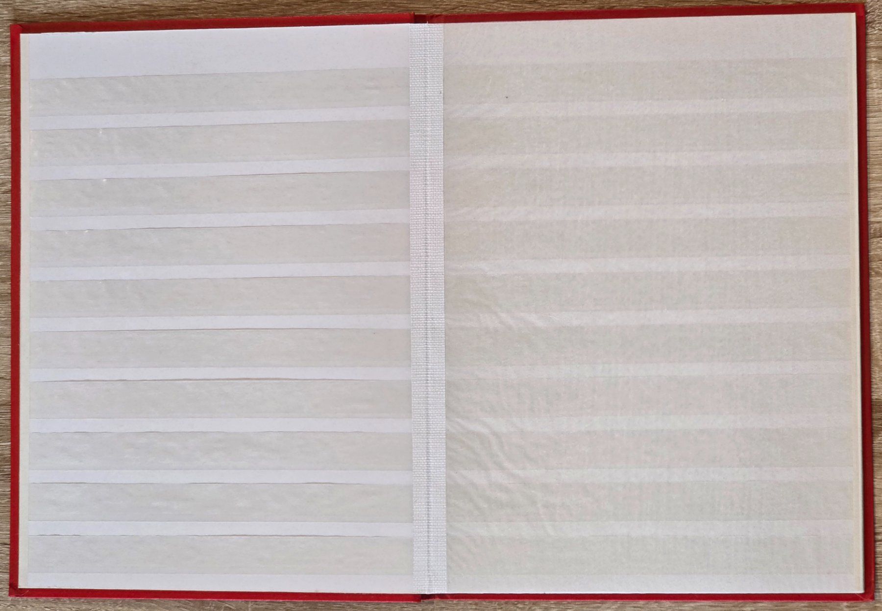Album: 4 Briefmarken Einsteckbuch Occasion!!! – Usato da Rohrbach venduto da lod_m58r 2