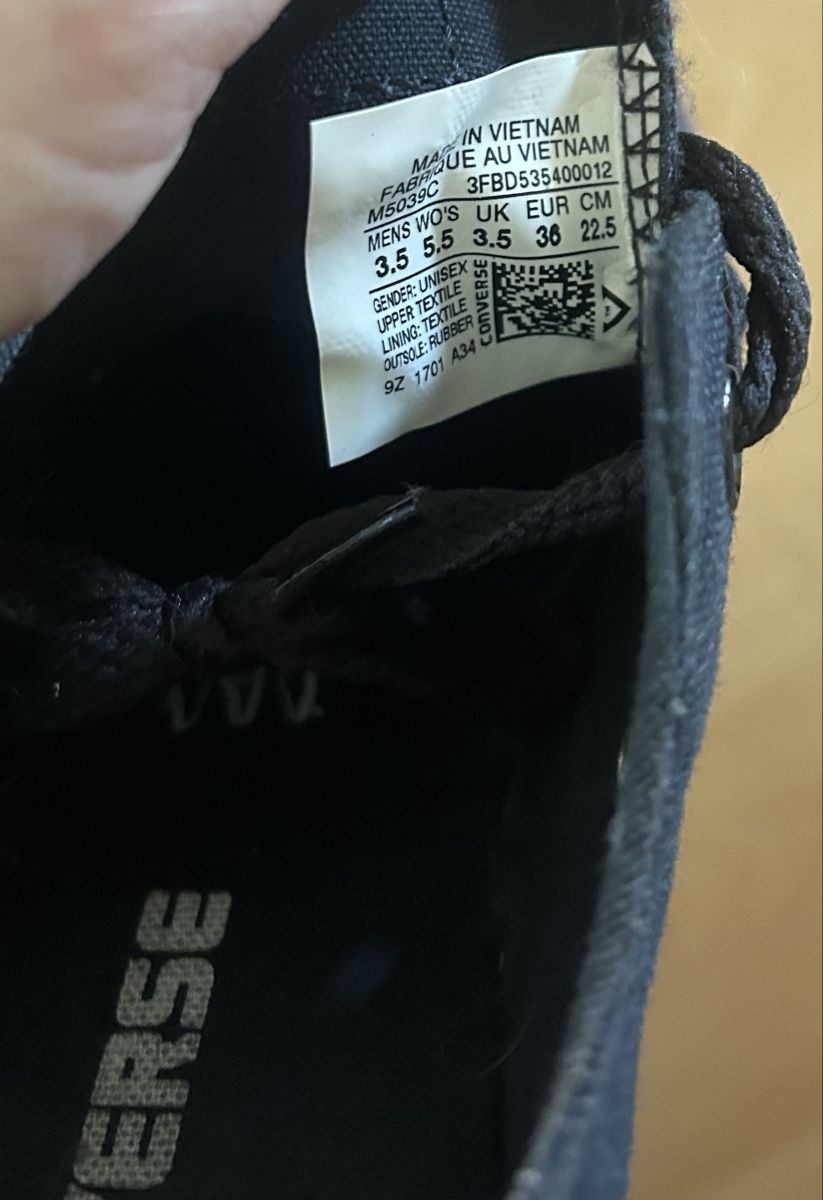 Converse Scarpe da uomo: Converse schwarz Grösse 36 guter Zustand – Usato da Ostermundigen venduto da HarleyQ3 3