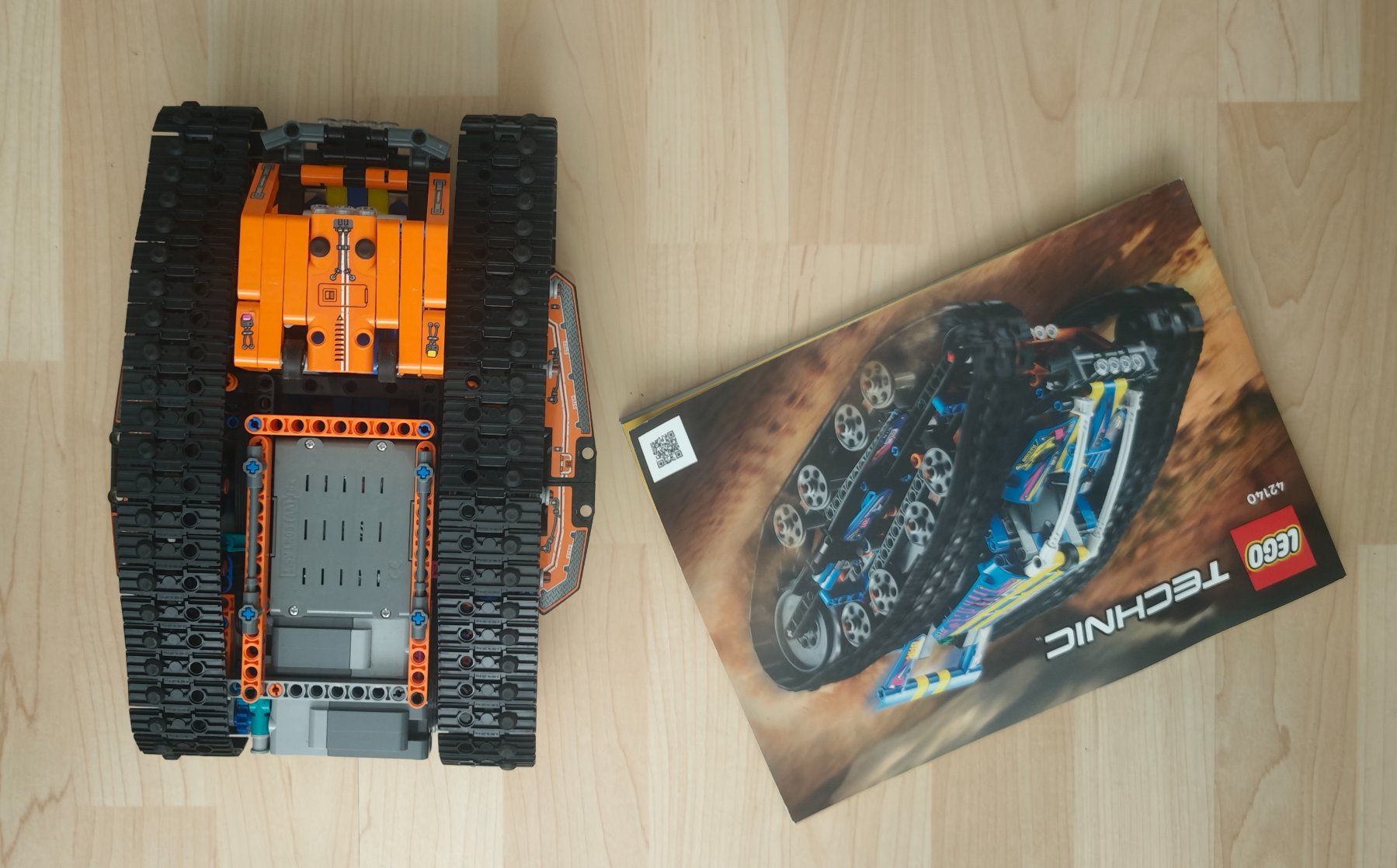 Lego Giocattoli: Lego Technic 42140 App-Controlled Transformation Vehicle – Usato da Luzern venduto da baumga 1