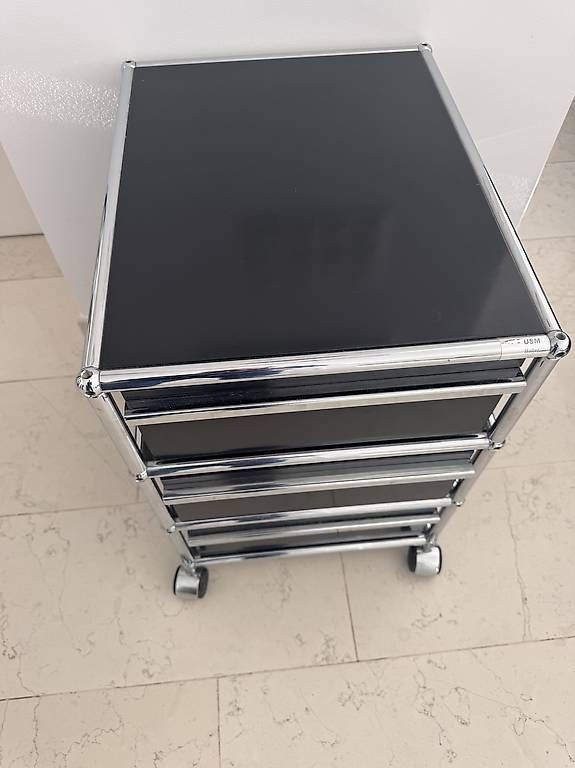 USM Banconi: USM Rollcontainer Bürocontainer – Usato da Locarno venduto da Valermait02 1