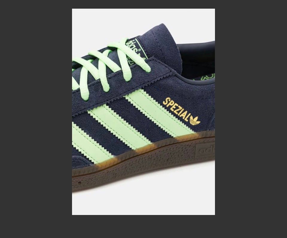 Adidas Scarpe da uomo: Adidas Spezial Grösse 40 2/3 – Nuovo (secondo la descrizione) da Basel venduto da Dubber33 2