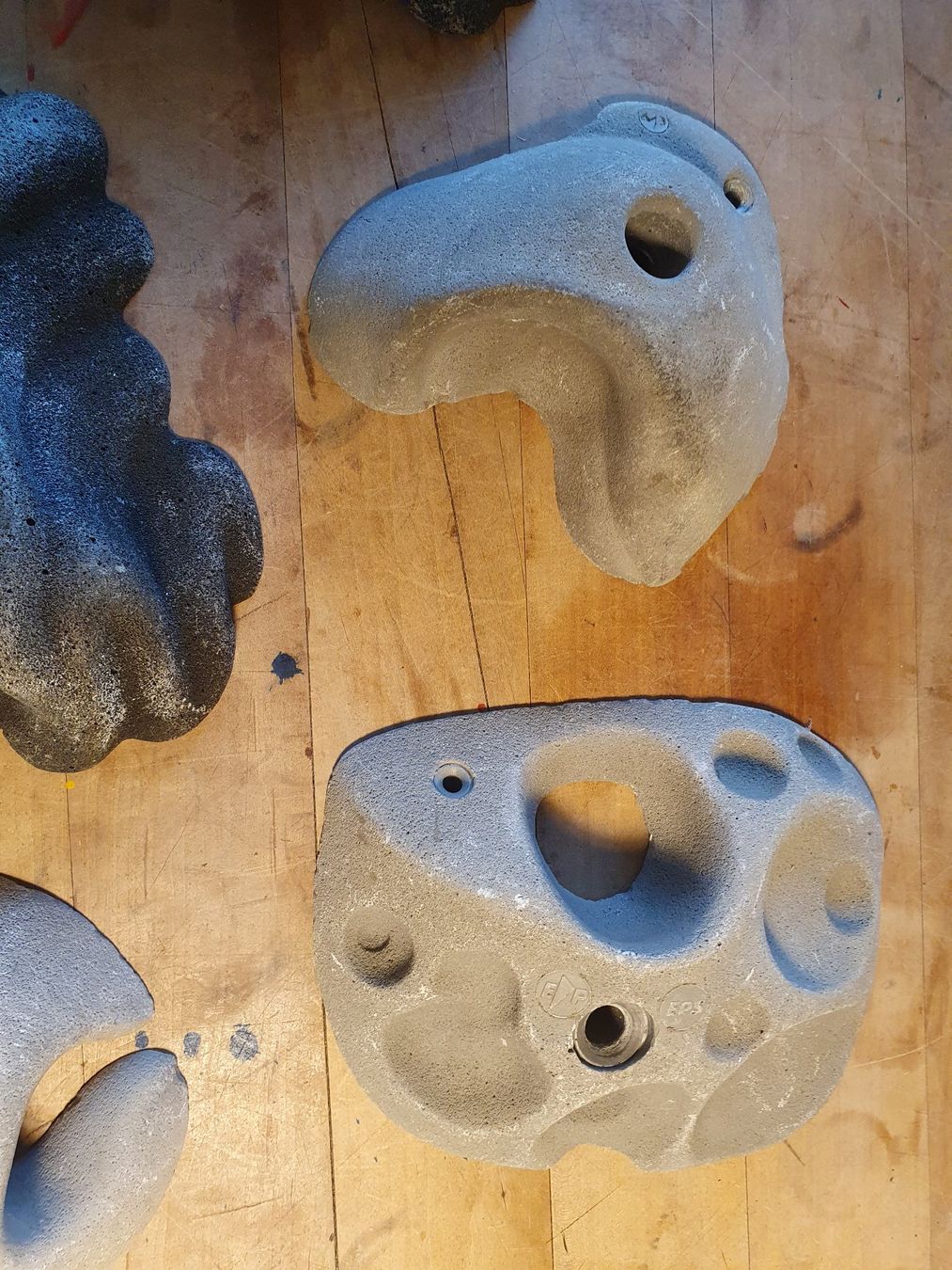 Pareti & prese d'arrampicata: 7 Stk Klettergriffe – Usato da Zürich venduto da loosebone 2