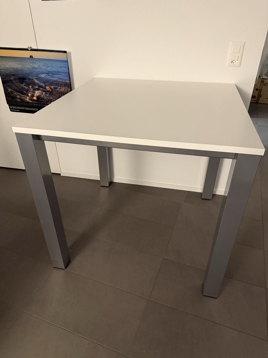 Tables: Table de bar 91x100 – D'occasion à Sierre par MeJC_3960