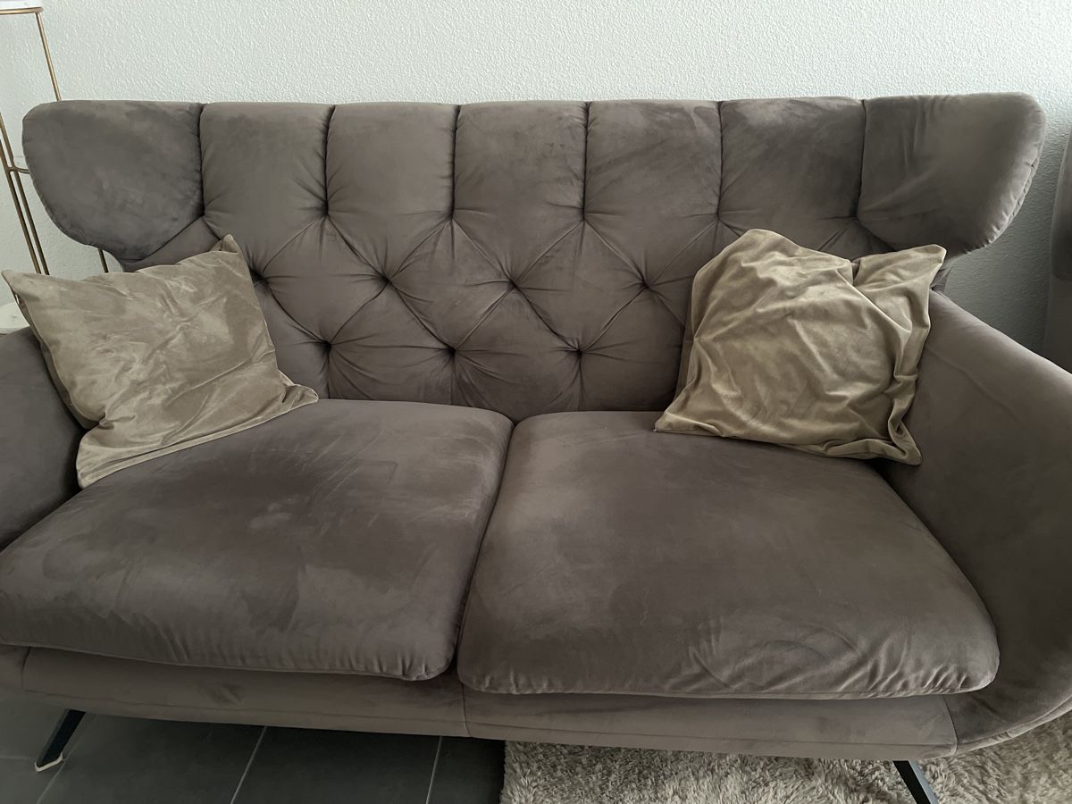 Divani: Stylisches Chesterfield Sofa 2er mit Sessel – Nuovo (secondo la descrizione) da Unterkulm venduto da gue_hn6p 2