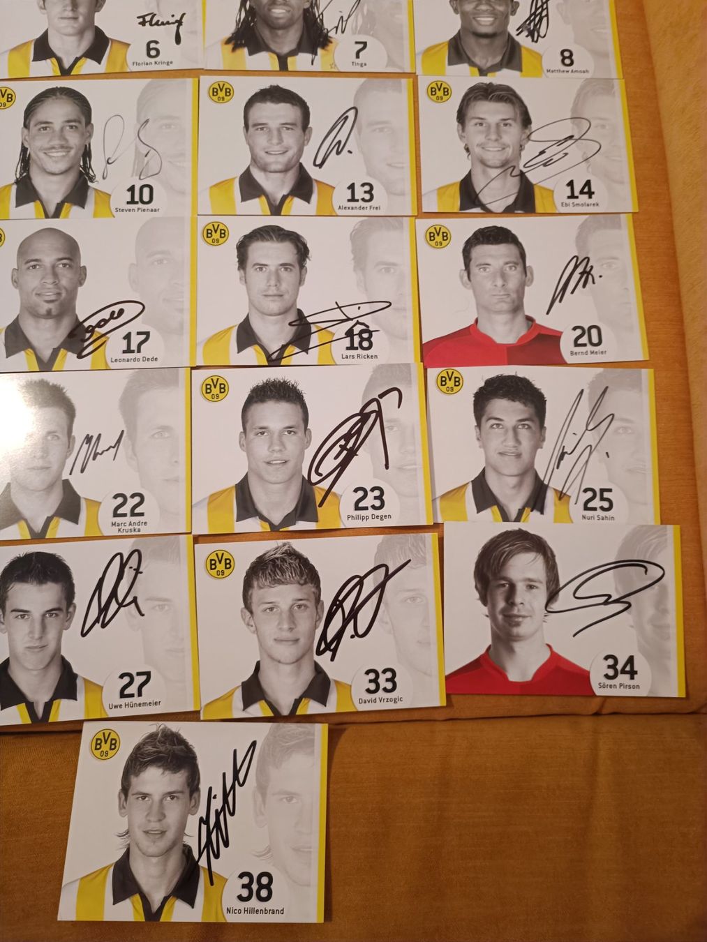 Autografi: 25x Borussia Dortmund - BVB Handsignierter Satz – Usato da Menziken venduto da Artographs 2