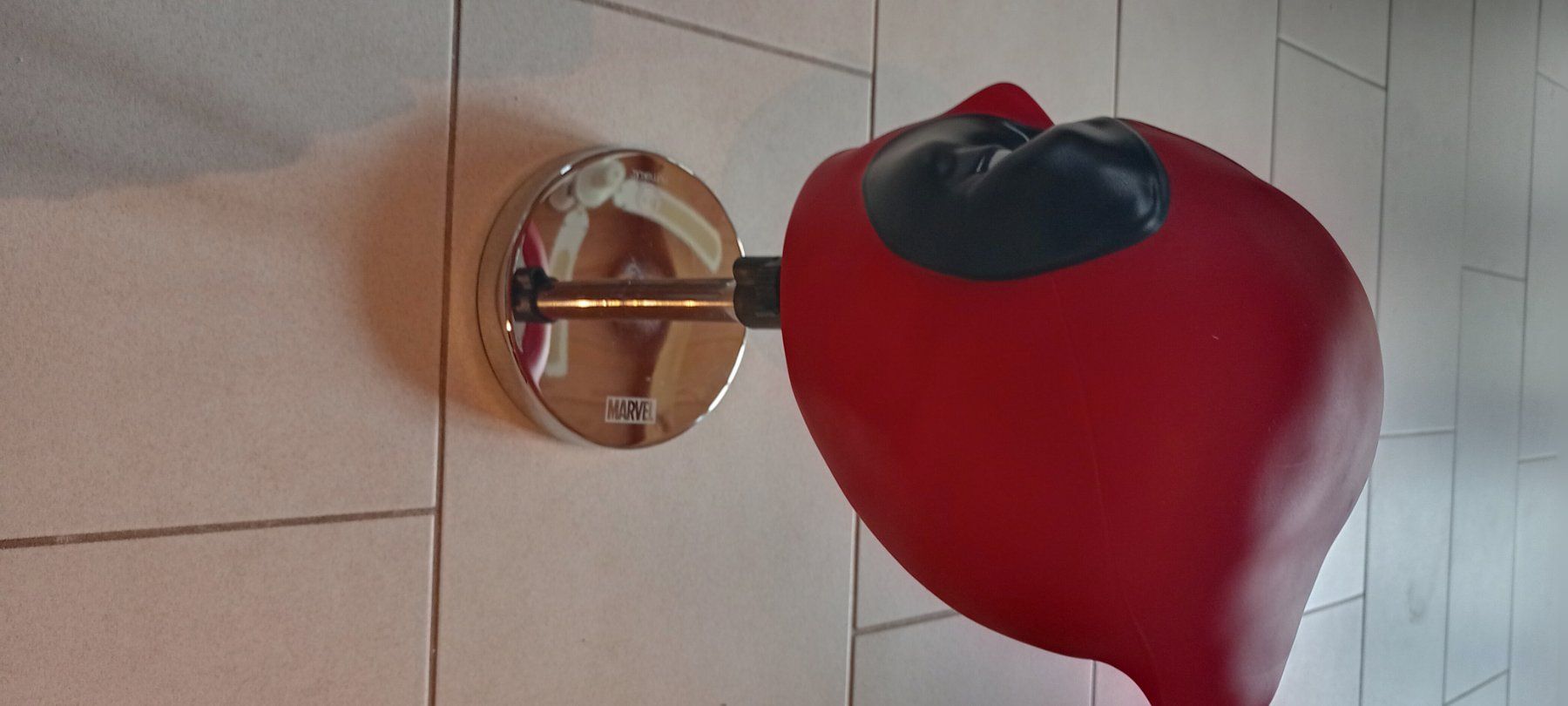 Altro in Decorazioni & Accessori: Deadpool Headset Ständer – Usato da Dällikon venduto da Brunotrix 1