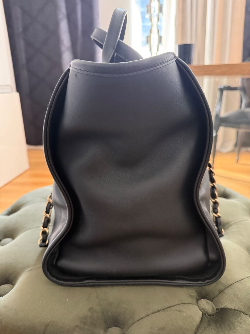 Chanel Sacs femmes: Chanel Deauville Medium NP 6470.- – D'occasion à Lutzenberg par Schatzkiste88 3
