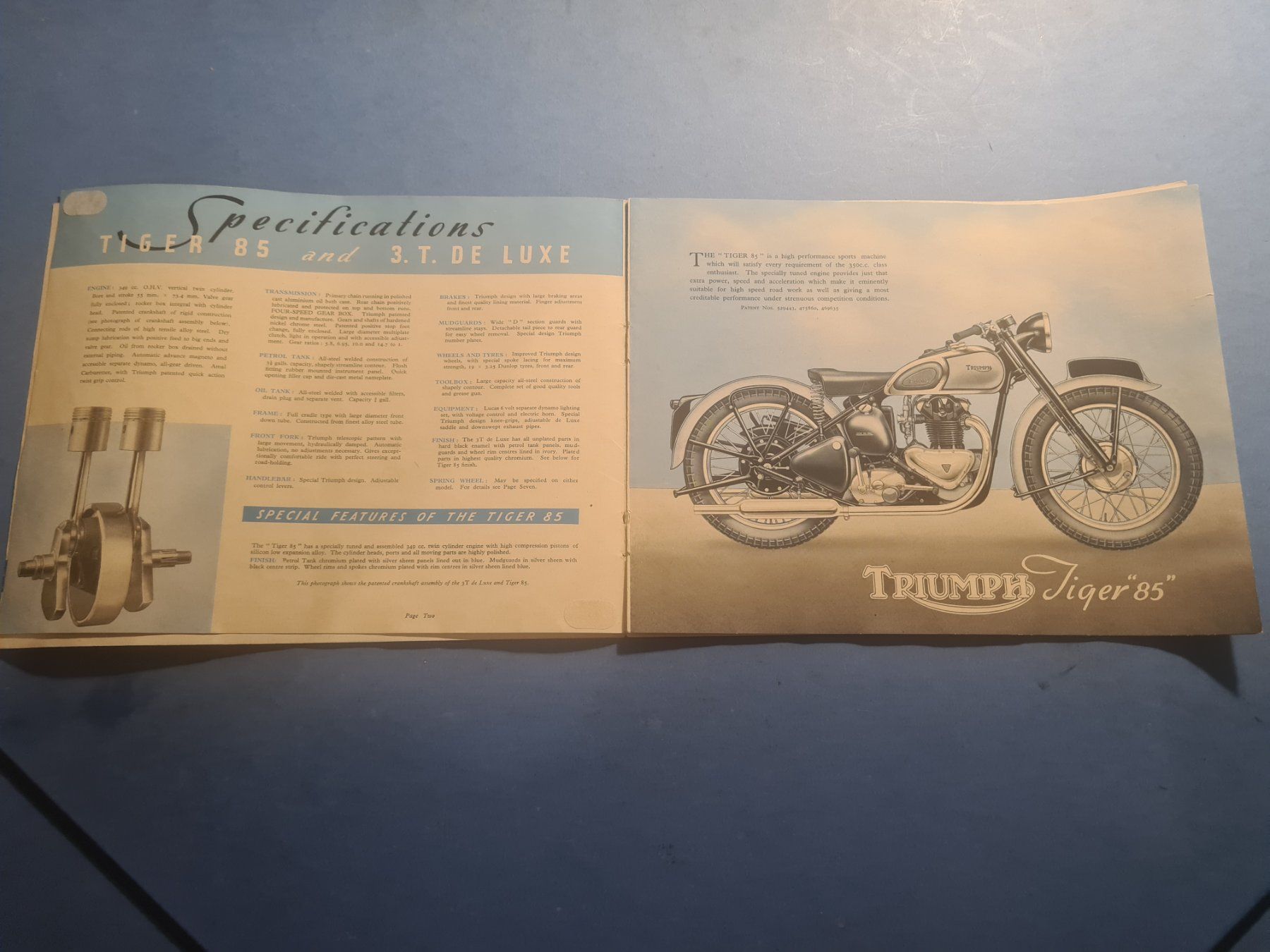 Triumph Dokumente: TRIUMPH  MOTORCYCLE  1947  BROCHURE  VINTAGE – Defekt aus Bellevue von BURGOLMANIA 2