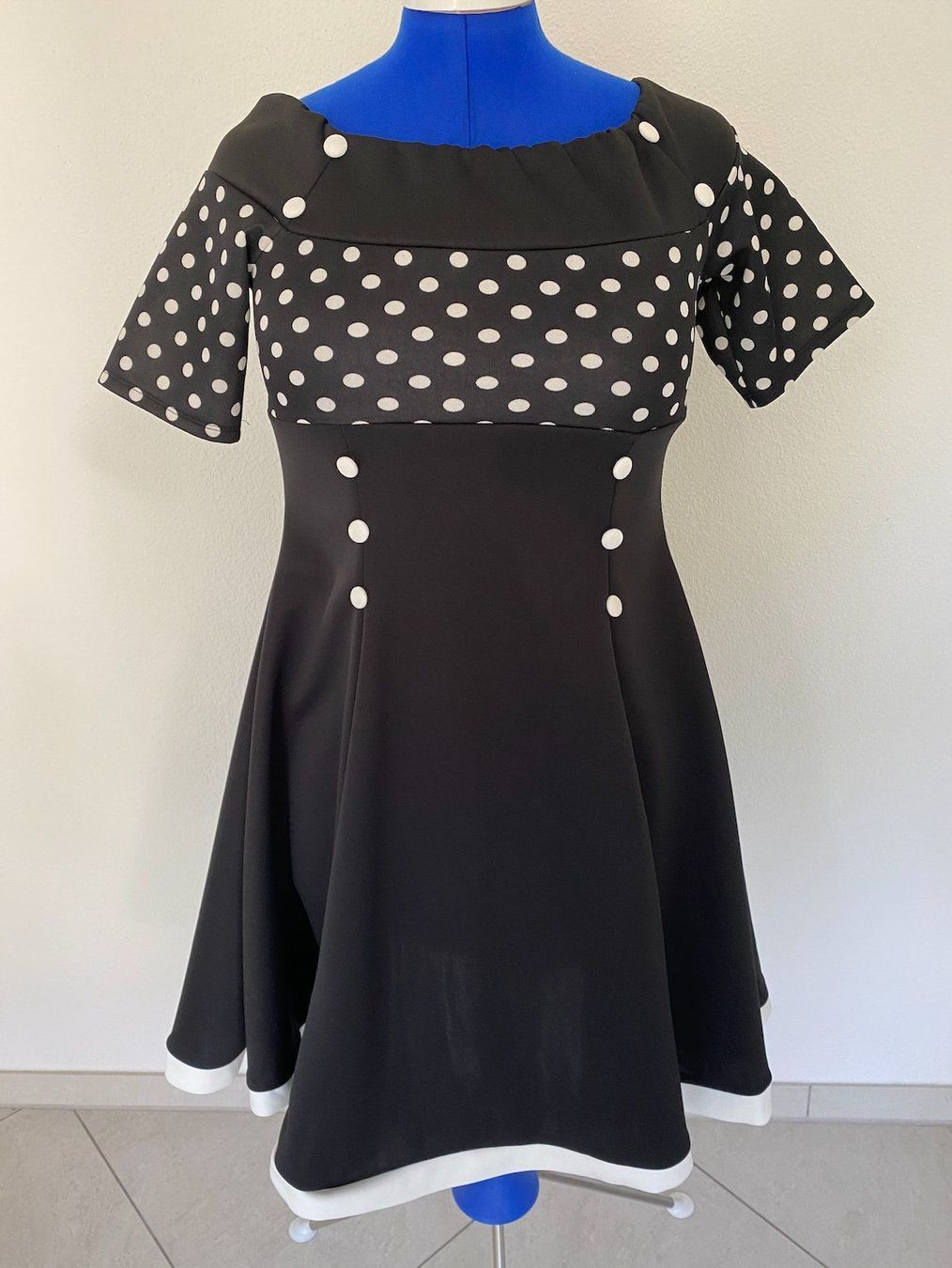 Costumi: Rockabilly Kleid Grösse ca 38 - 40 – Usato da Dagmersellen venduto da sheli17 3