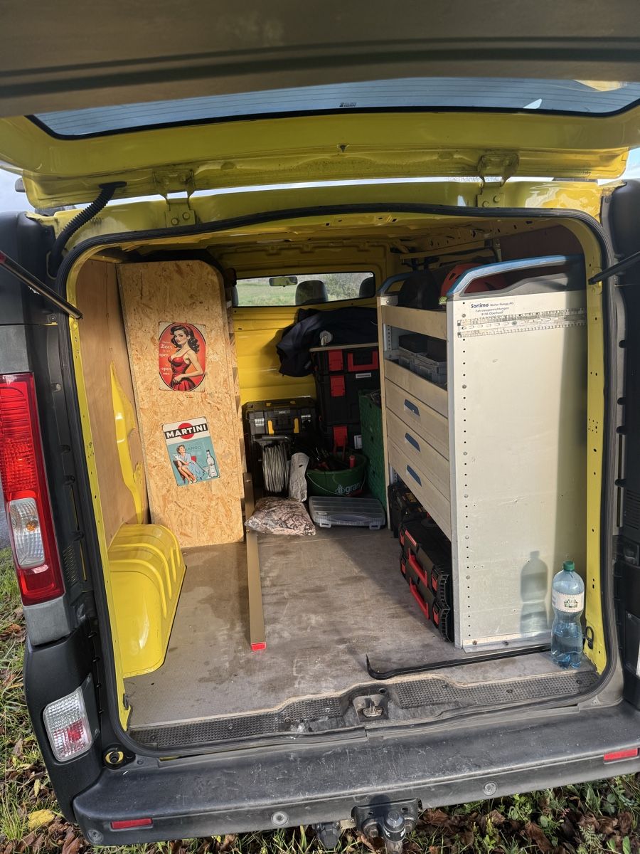 Opel Veicoli commerciali: Opel Vivaro, 2012, gelb, mit Sortimo – Usato da Schaffhausen venduto da Schutzeng8 5