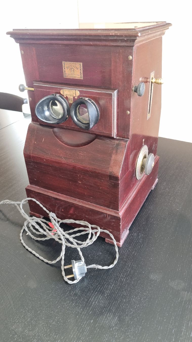 Fotocamera: Stéréoscope Planox avec 83 photos – Usato da Blonay venduto da wjones
