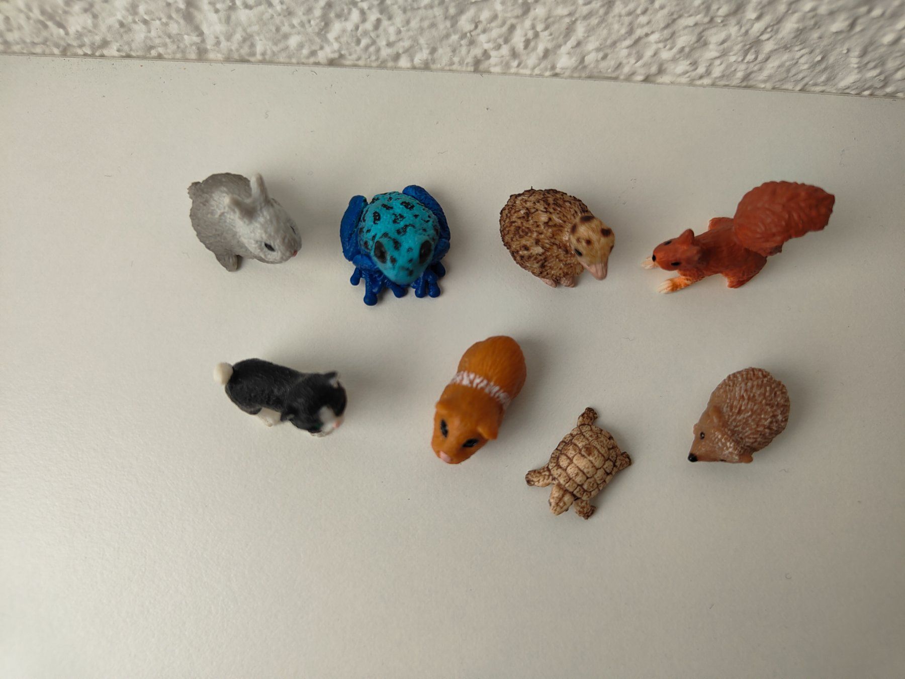 Schleich Statuette: Schleich Minis Set Wald & Haustiere Katze Eichhörnchen Hase – Usato da Thalwil venduto da FigurenFreunde 1