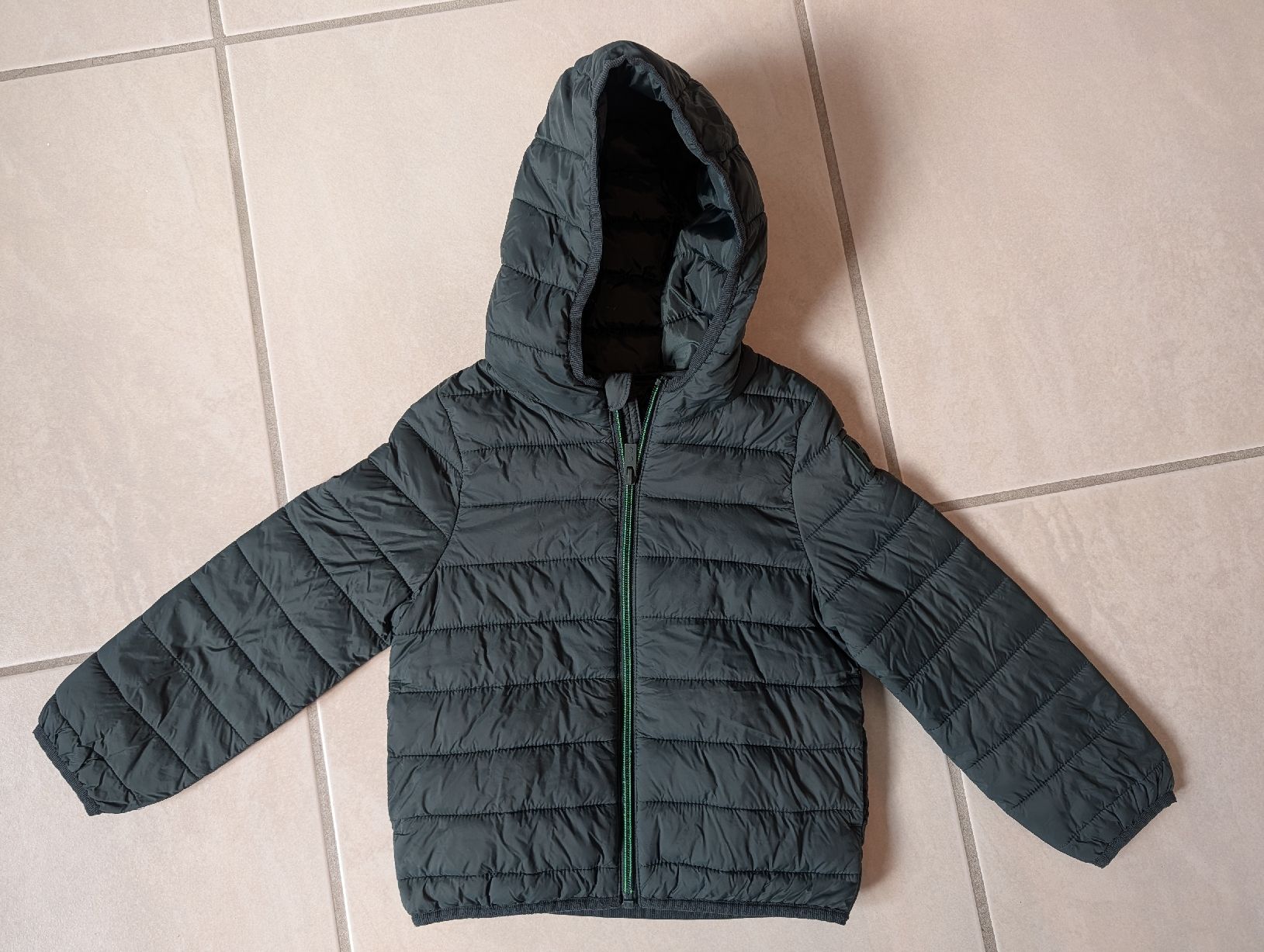 Vestes & Manteaux: Steppjacke Grösse 104 – D'occasion à Wald ZH par andy_ch01