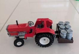 SIKU Traktor 3050 A, mit Anhänger