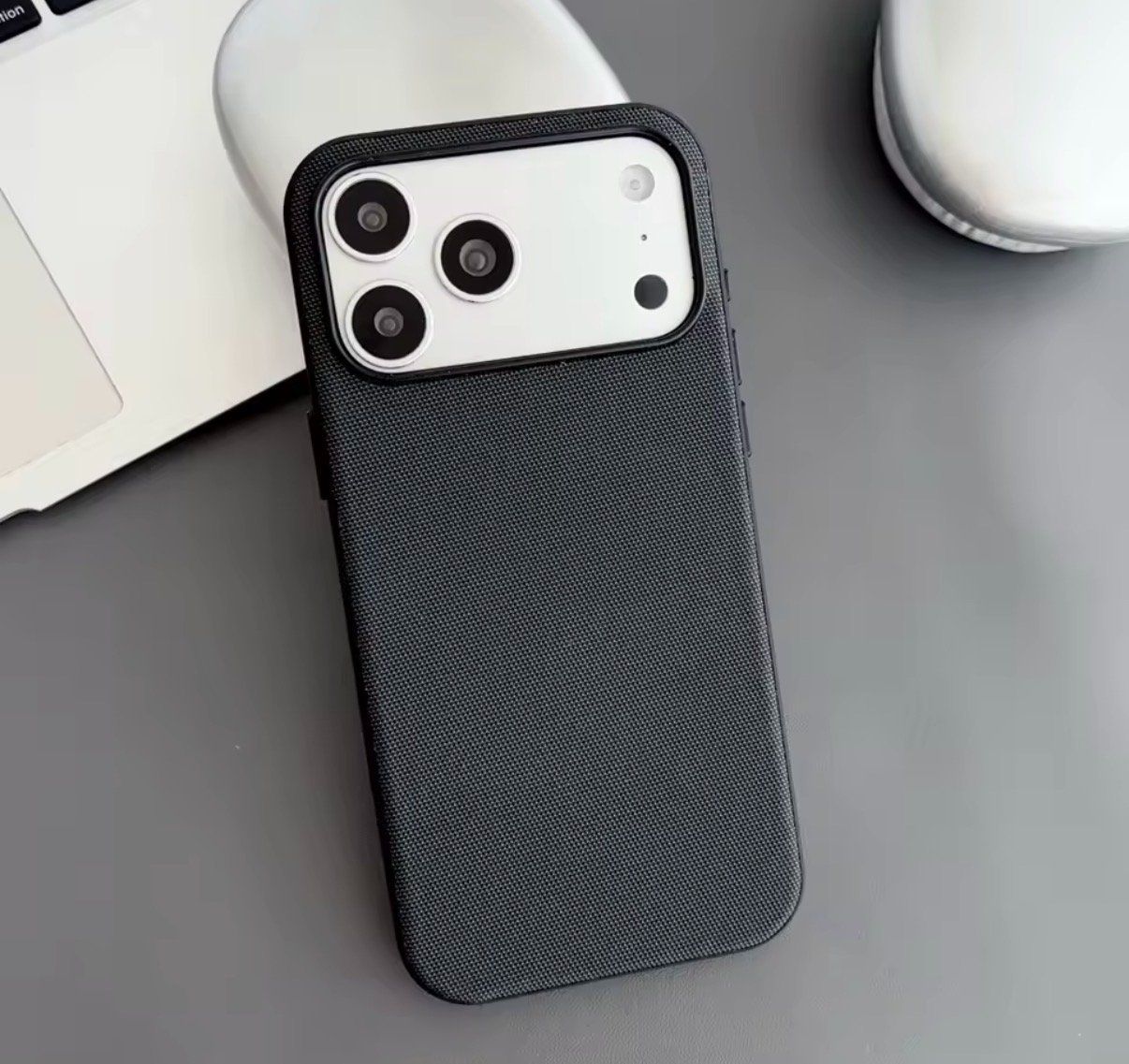 Apple Cover & Protezioni schermo: Coque iPhone 17 Pro Max Tech Woven MagSafe Luxe + Privacy – Nuovo e nell'imballaggio originale da Thônex venduto da BrYu 7