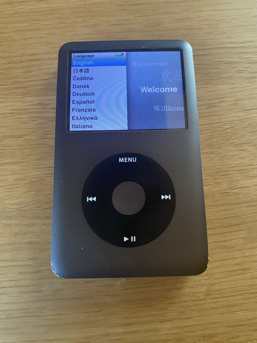 Apple Tragbarer Mediaplayer: iPod Classic 160GB – Gebraucht aus Herzogenbuchsee von Christen3