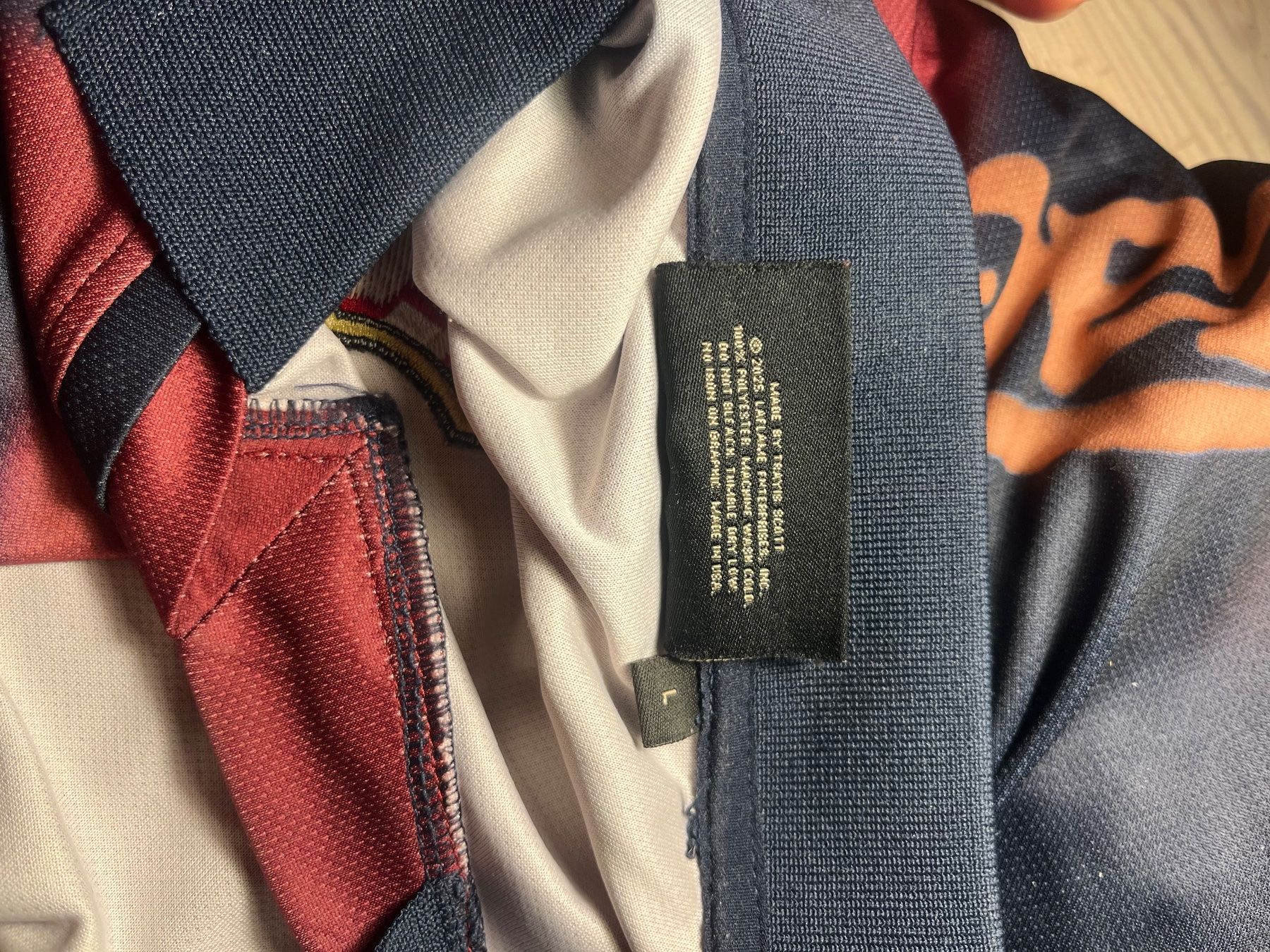 Nike T-shirt: T-Shirt Barcelona x travis scott – Nuovo (secondo la descrizione) da Rifferswil venduto da Ikercale 3